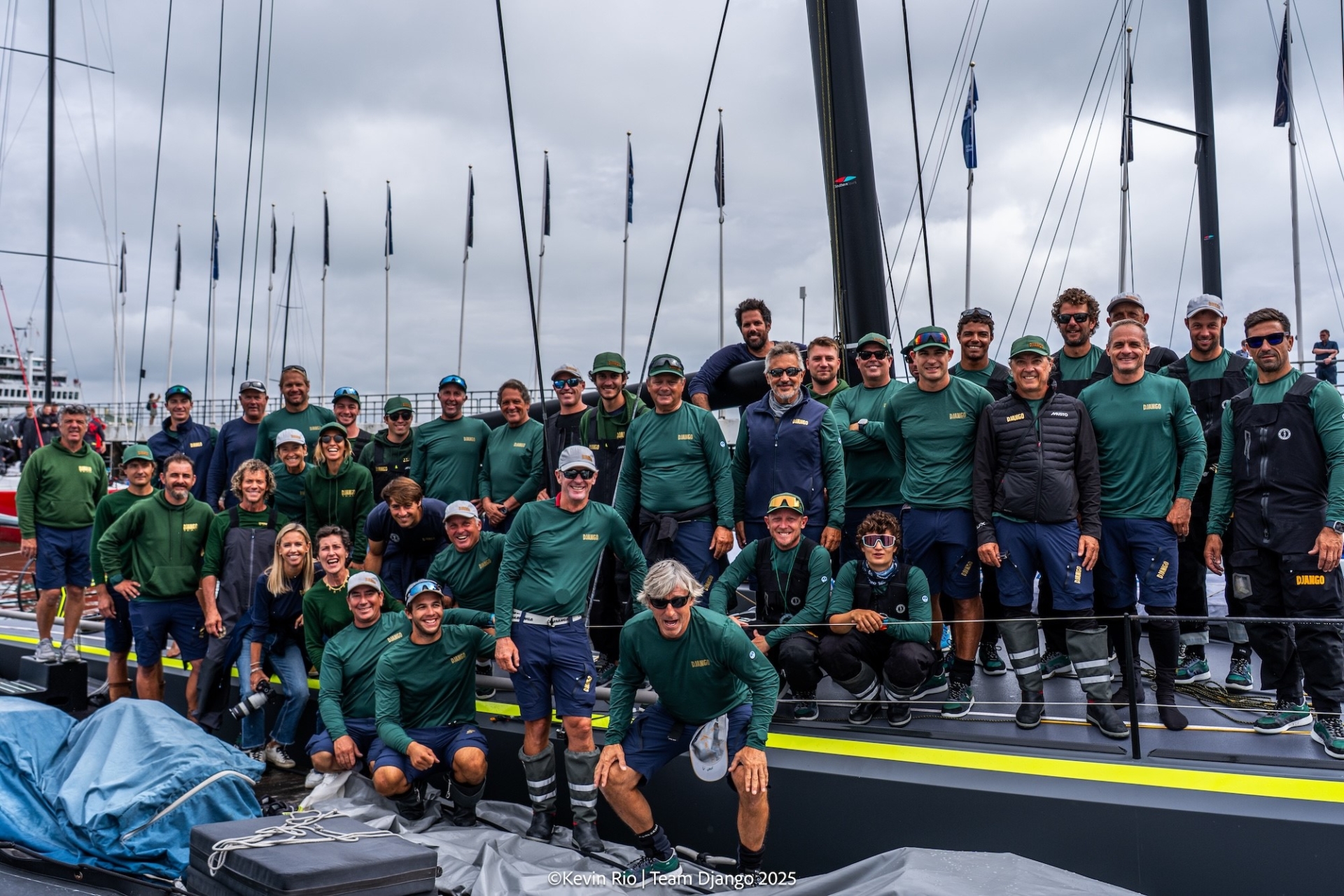 Team Django al comando dell’Admiral’s Cup dopo una partenza dominante nella Channel Race  - News - Yacht Club Costa Smeralda